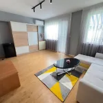 Delux Art Apartment *