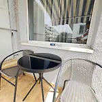 Delux Art Apartment *
