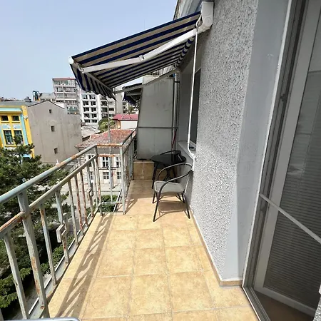 Delux Art Apartment *
