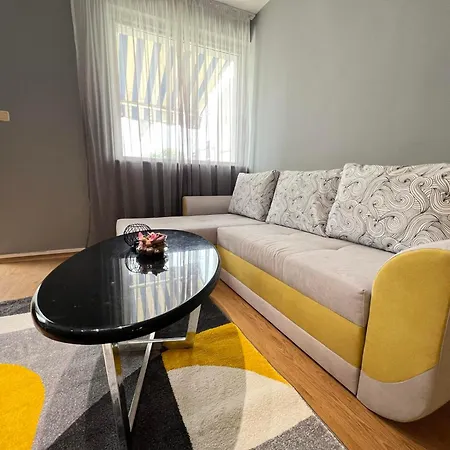 Apartment Delux Art Varna